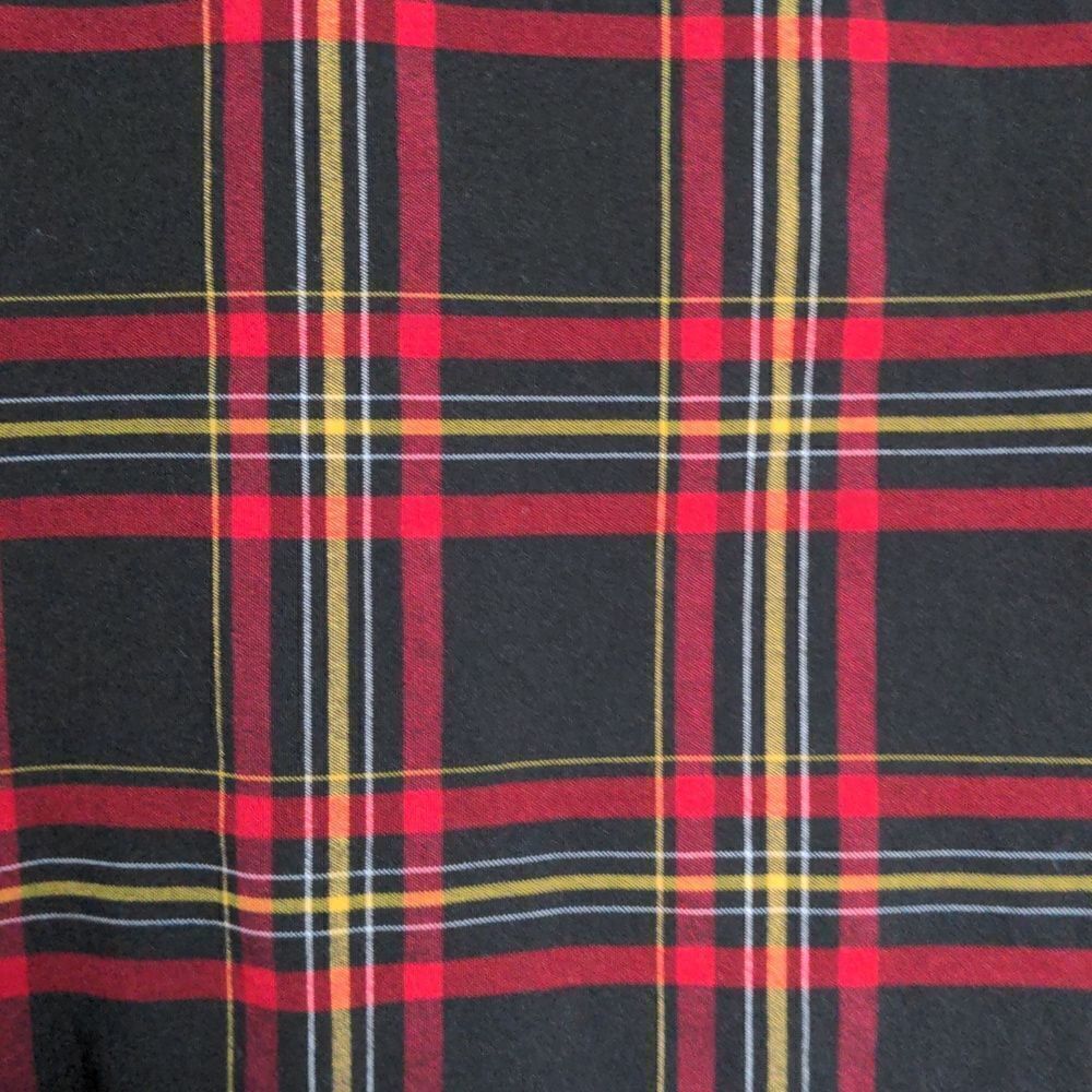 Soho Apparel Ltd Red + Black Plaid Stretch Pencil Skirt Size PM - Picture 2 of 6
